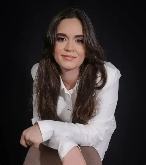 Karol Rodrigues, especialista em estética avançada